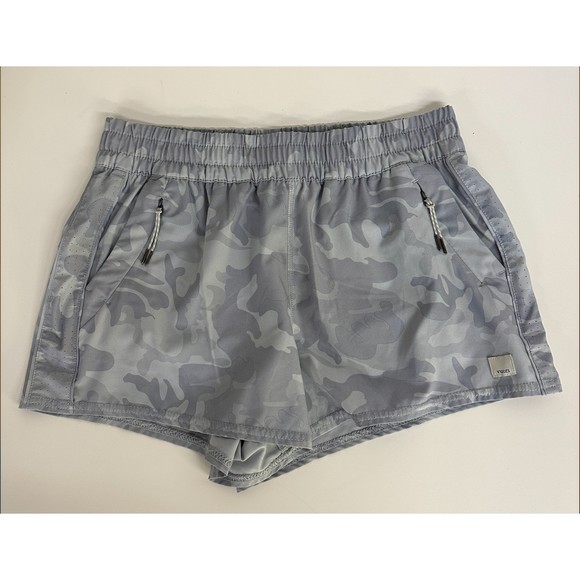 Vuori Pants - Vuori Dash Short Light Gray Camo Size Medium
